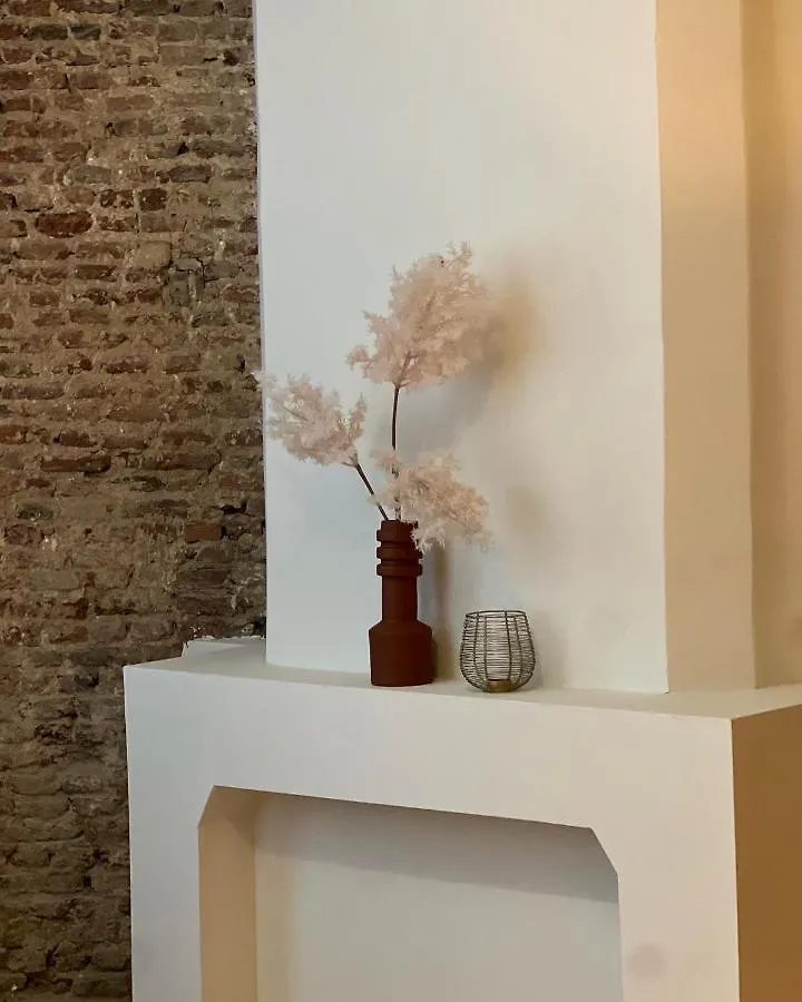 Loulou Home'S Antwerpen 0*,